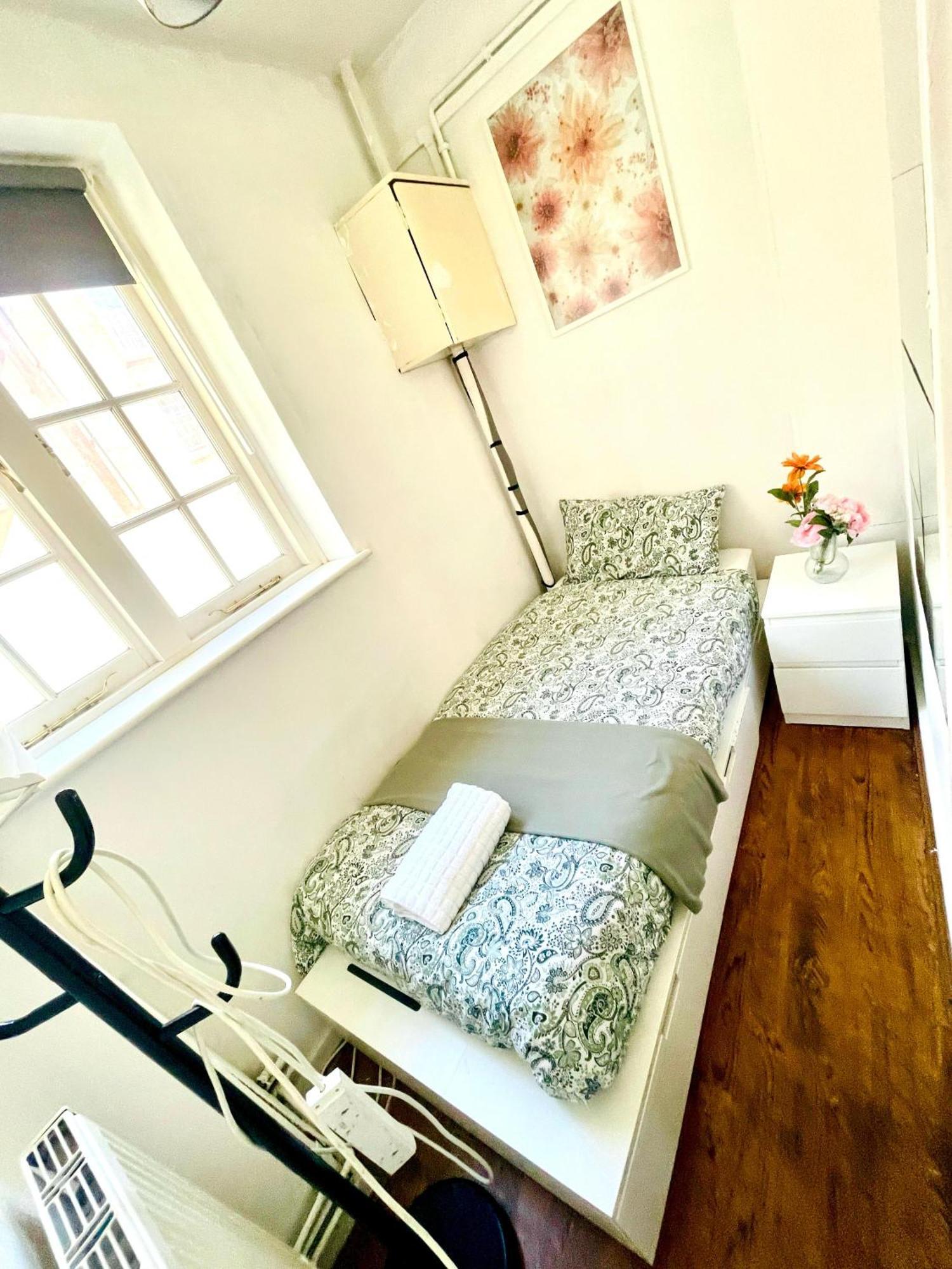 Shoreditch Near Tower Bridge Apartment London